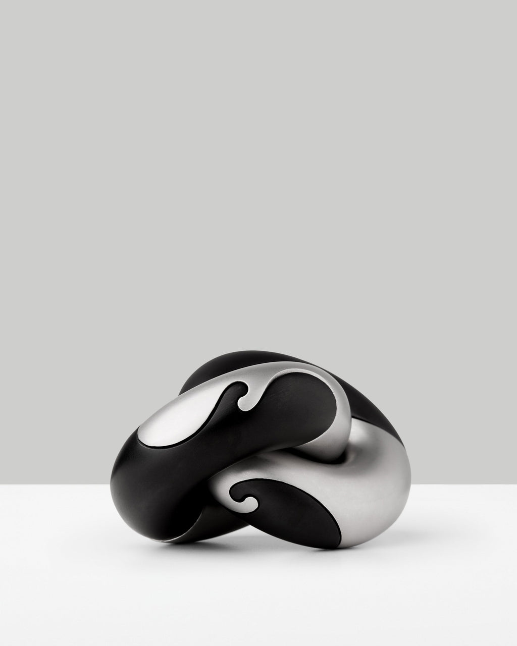 Isolde Interlocking Wave Puzzle
