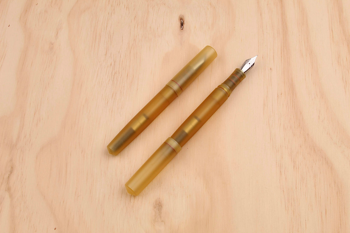 Wexford Amber Fountain Pen