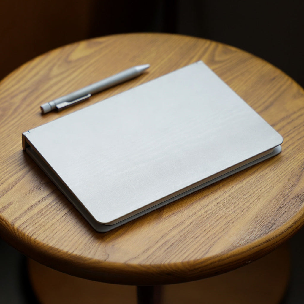 Vellum Modular Notebook Chassis
